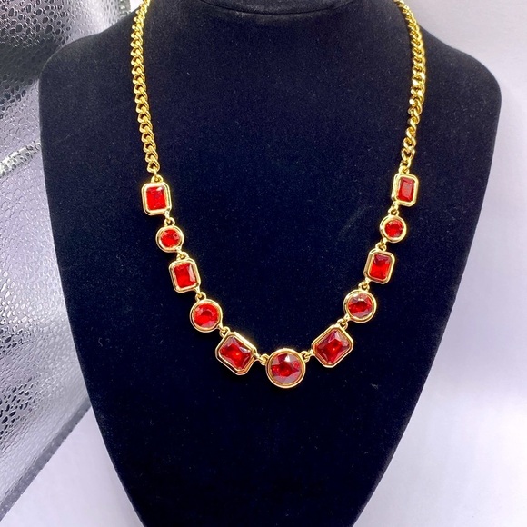NWT Karl Lagerfeld Gold Tone Necklace with Red Gemstones - Picture 1 of 6